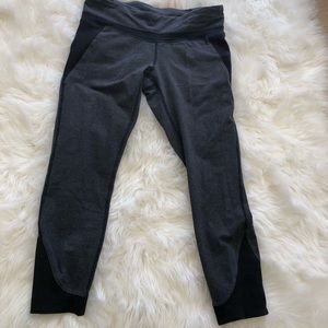 Lululemon charcoal and black Capri